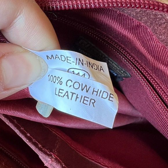 100% cow hide leather Great American leather works red crossbody handbag. - Picture 10 of 17